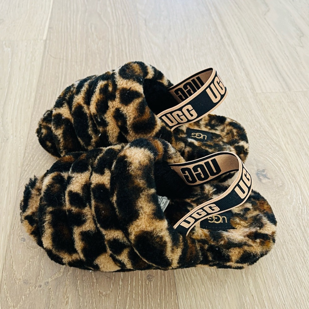 UGG fluff yeah sling back slides leopard animal brown black tan sz 6